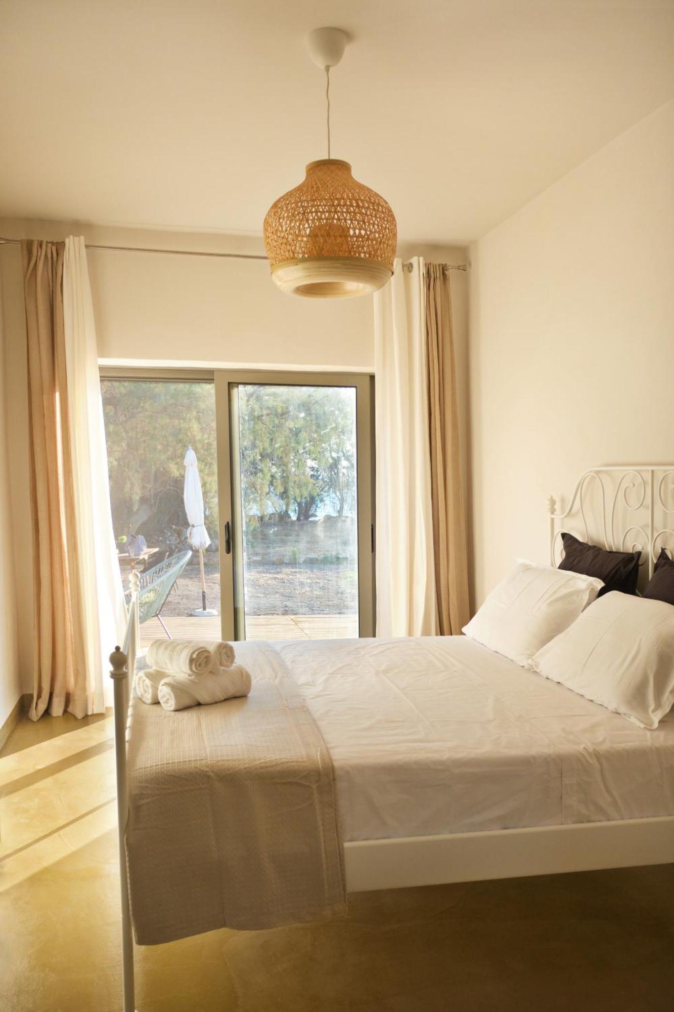 Mekia'S Beach House Livadia  Kültér fotó