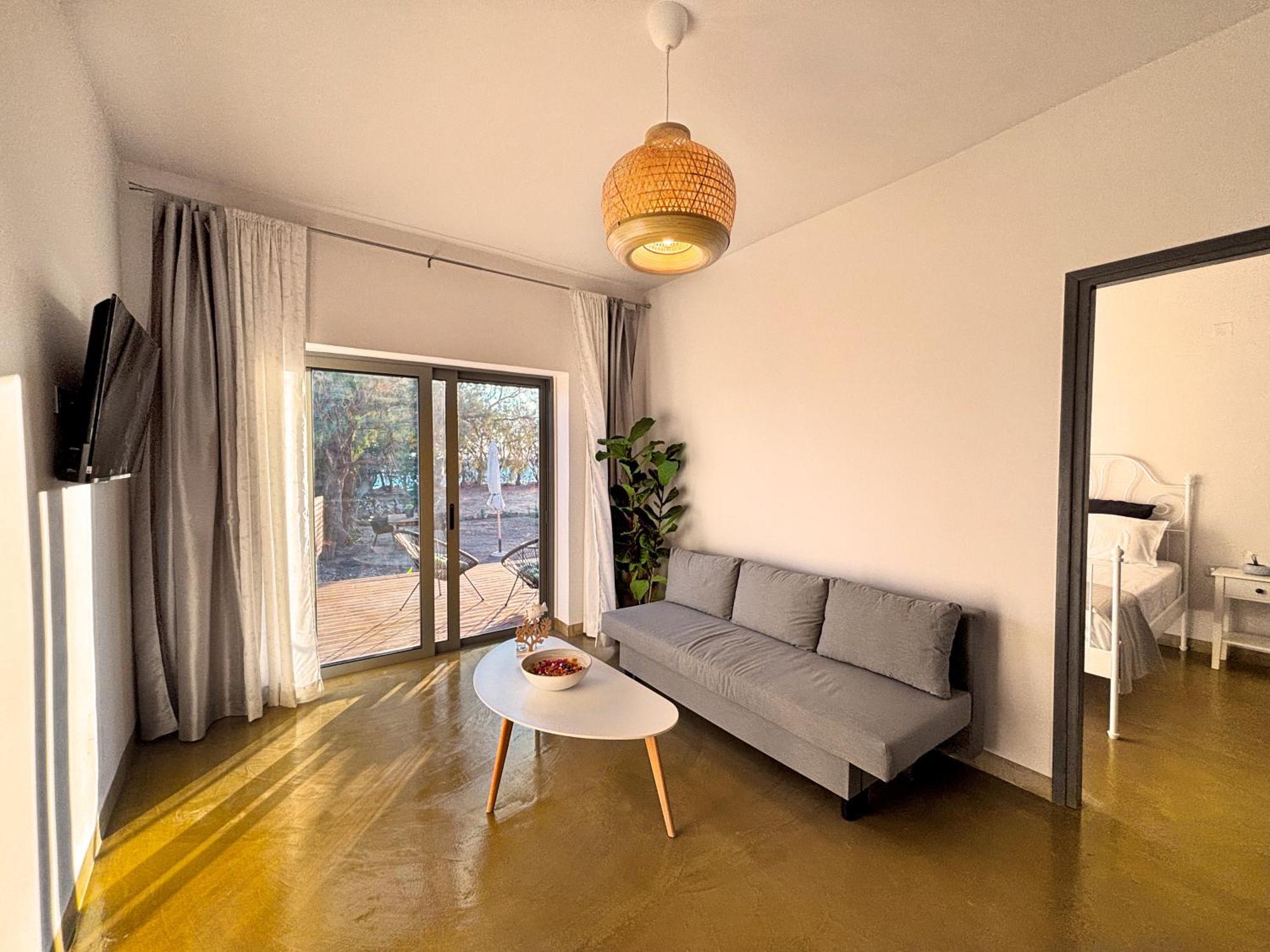 Mekia'S Beach House Livadia  Kültér fotó